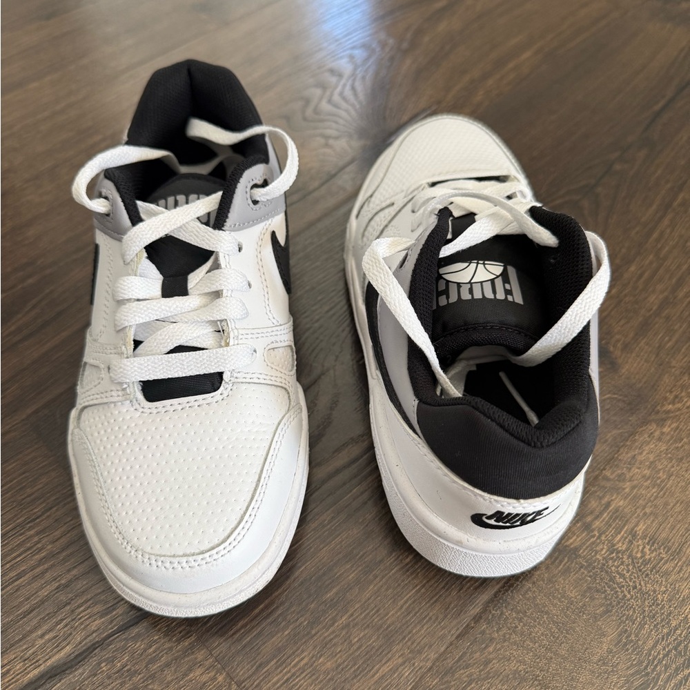 Nike Kids’ Full Force Low White Black Sneakers Youth Size 2Y